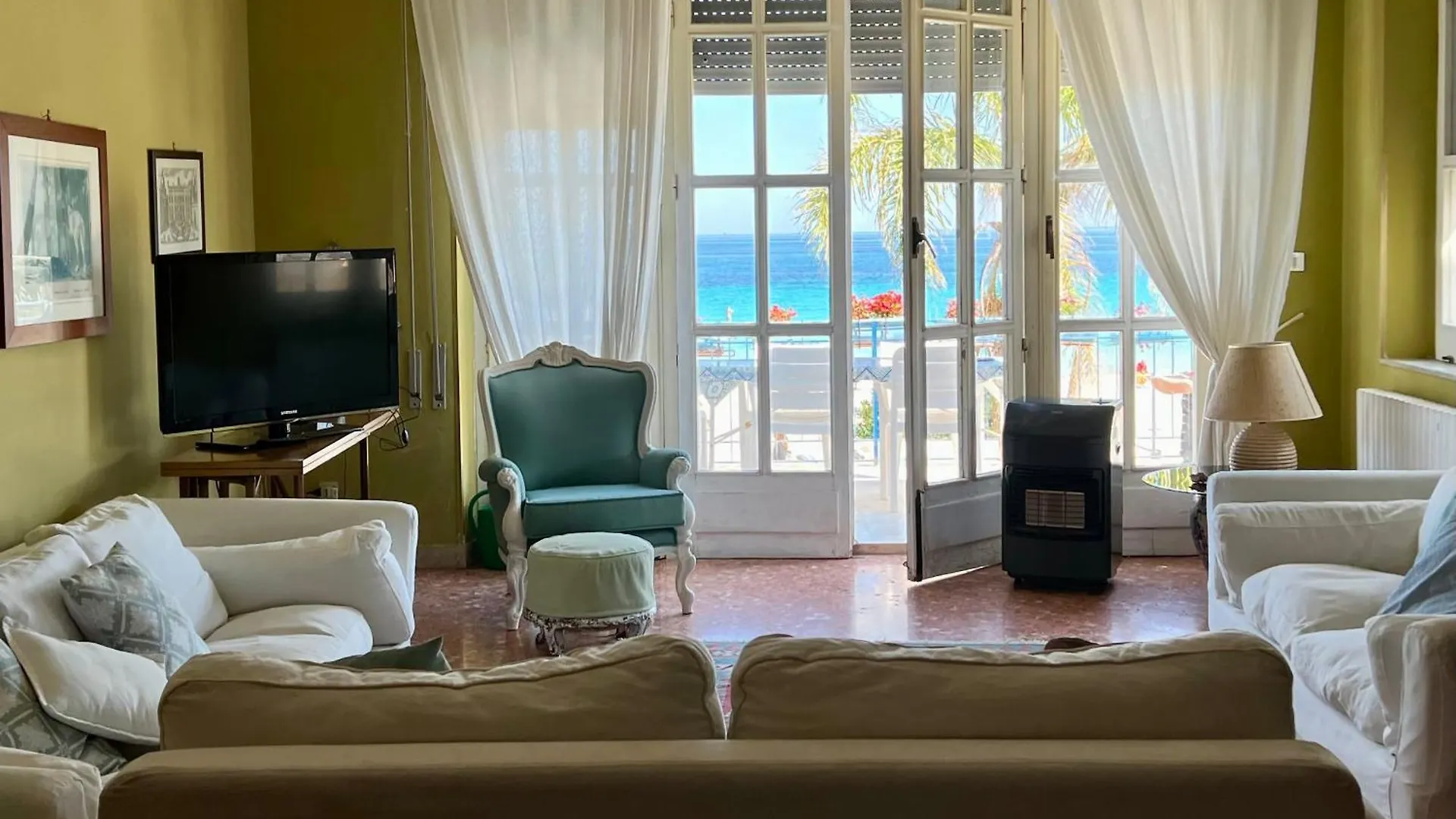 A Casa Di Vale, Relax In Front Of Mondello Beach Palermo 0*,  Italy