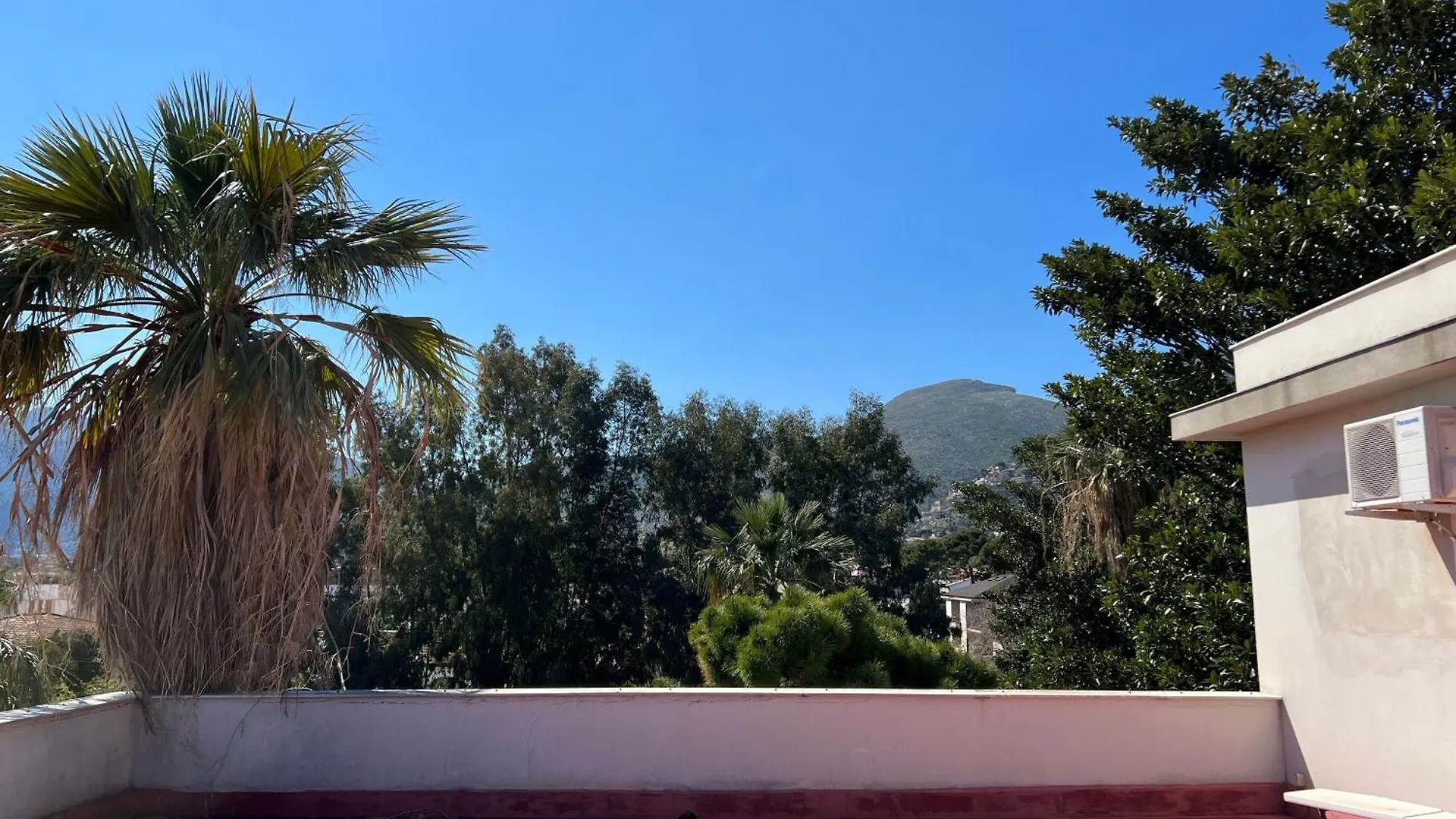 A Casa Di Vale, Relax In Front Of Mondello Beach Palermo