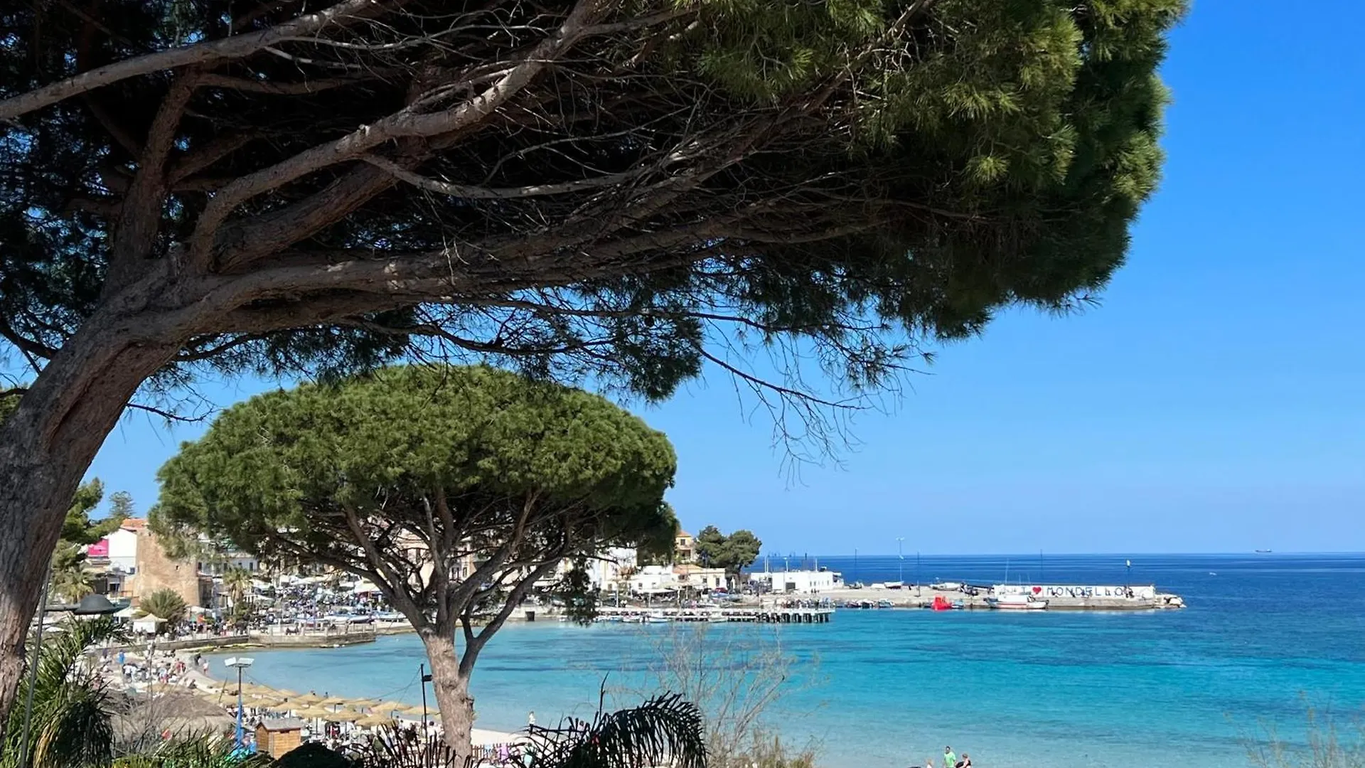 Apartment A Casa Di Vale, Relax In Front Of Mondello Beach Palermo